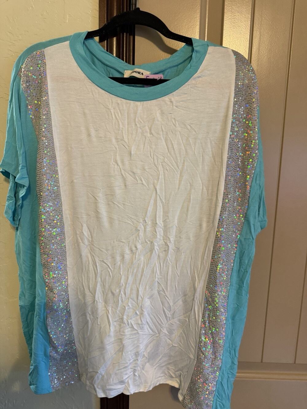 New Adora Women’s Size 2X Tee Shirt